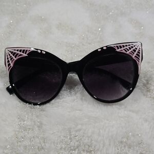 Black and Pink Cat-Eye Sunglasses